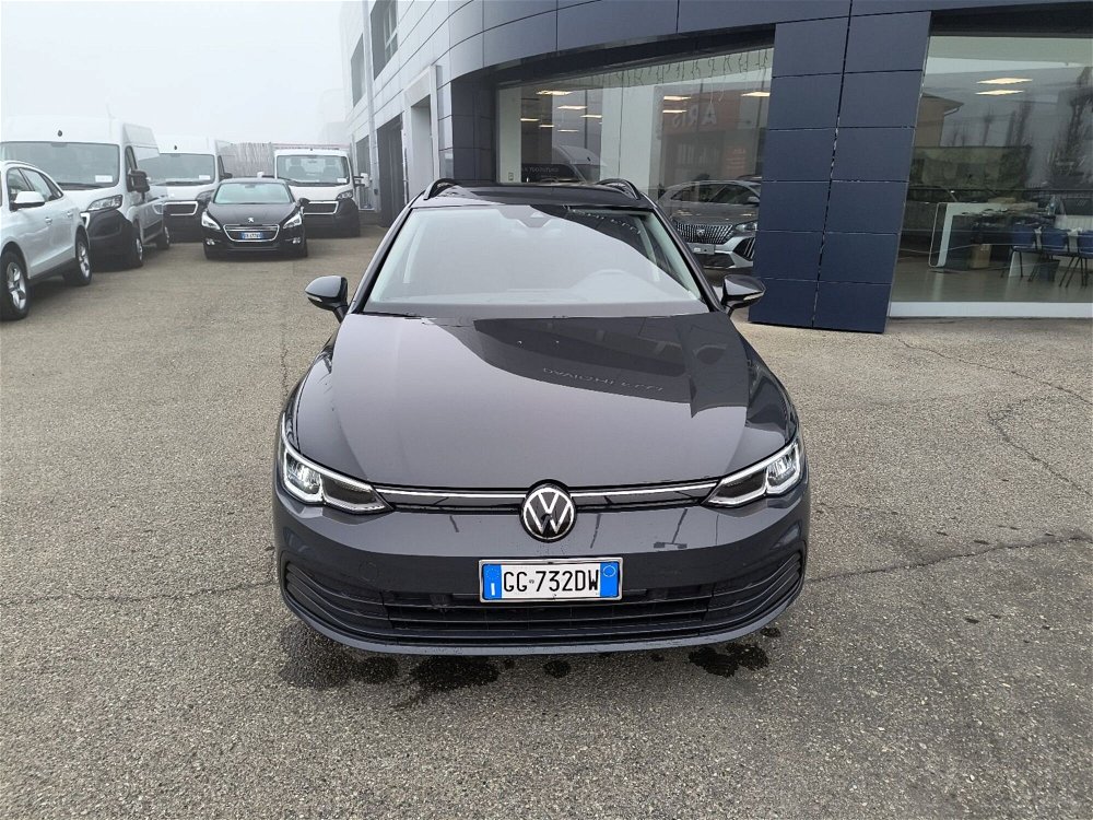 Volkswagen Golf Variant 2.0 TDI SCR Life del 2022 usata a Parma (5)