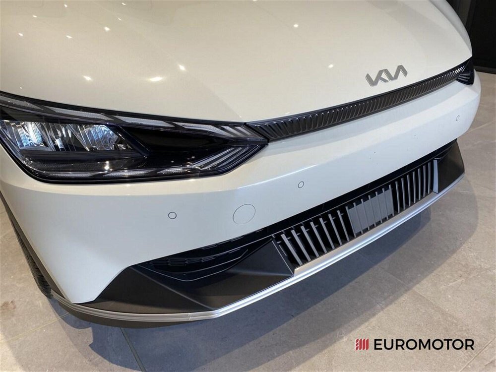 Kia EV6 77,4 kWh Air Special Edition rwd nuova a Modugno (4)