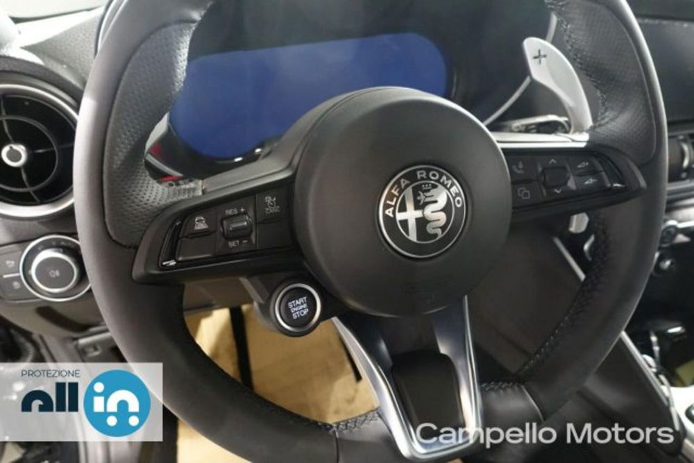 Alfa Romeo Giulia 2.2 Turbodiesel 210 CV AT8 AWD Q4 Veloce  nuova a Venezia (4)