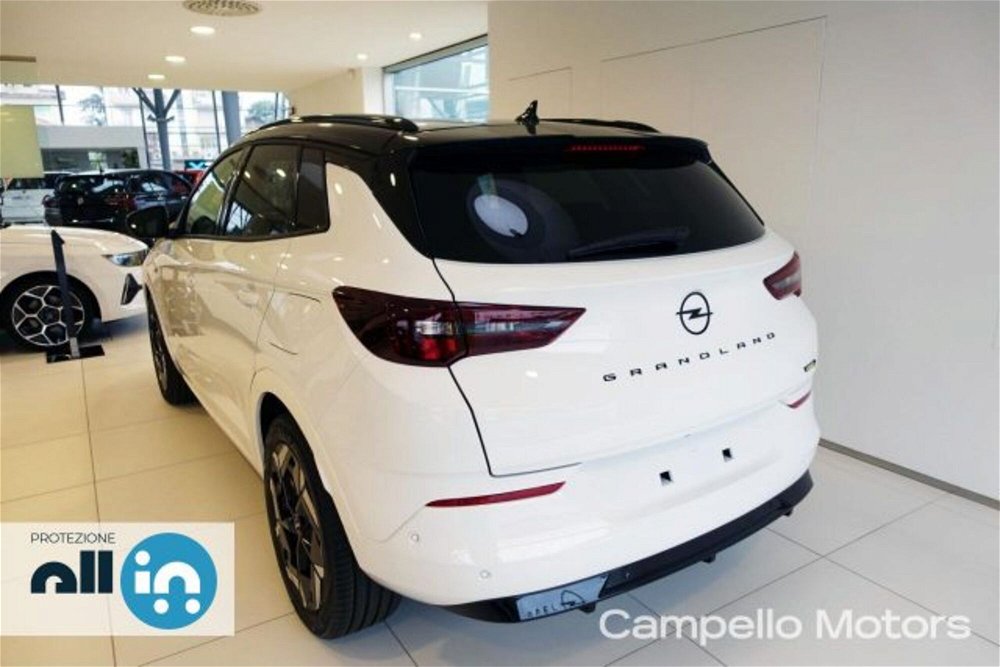 Opel Grandland 1.6 PHEV aut. AWD GSe nuova a Venezia (3)