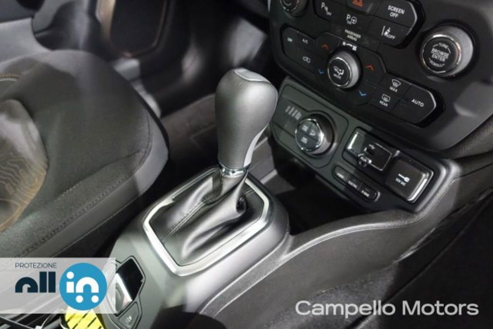 Jeep Renegade nuova a Venezia (13)