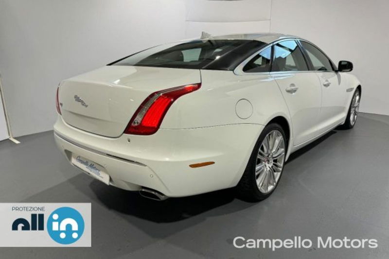 Jaguar XJ 3.0D V6 Premium Luxury  del 2014 usata a Venezia