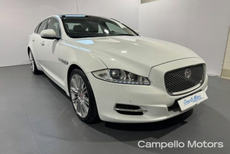 Jaguar XJ 3.0D V6 Premium Luxury del 2014 usata a Venezia