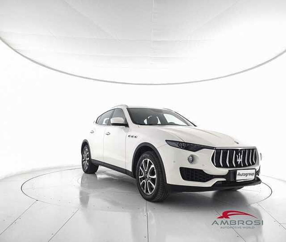 Maserati Levante usata a Viterbo (2)