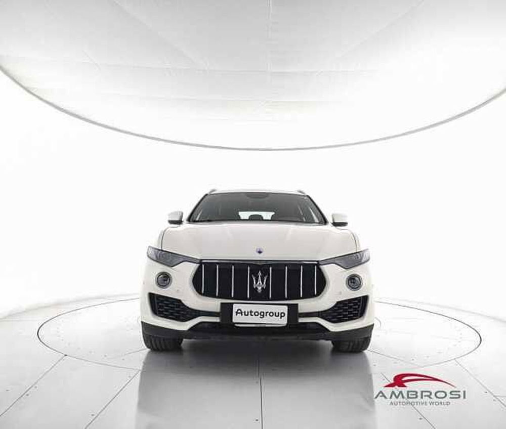 Maserati Levante Levante V6 Diesel 275 CV AWD  del 2017 usata a Viterbo (5)