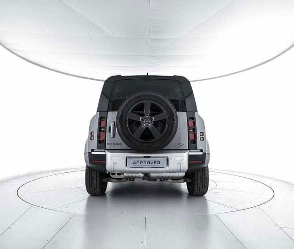 Land Rover Defender nuova a Viterbo (7)