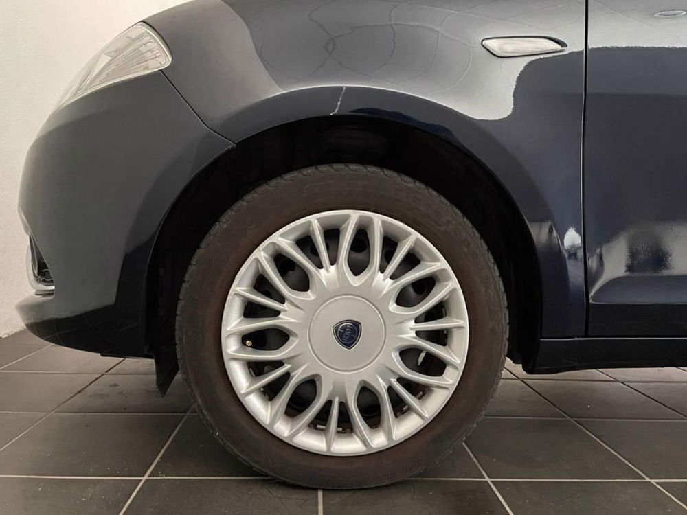 Lancia Ypsilon usata a Torino (14)