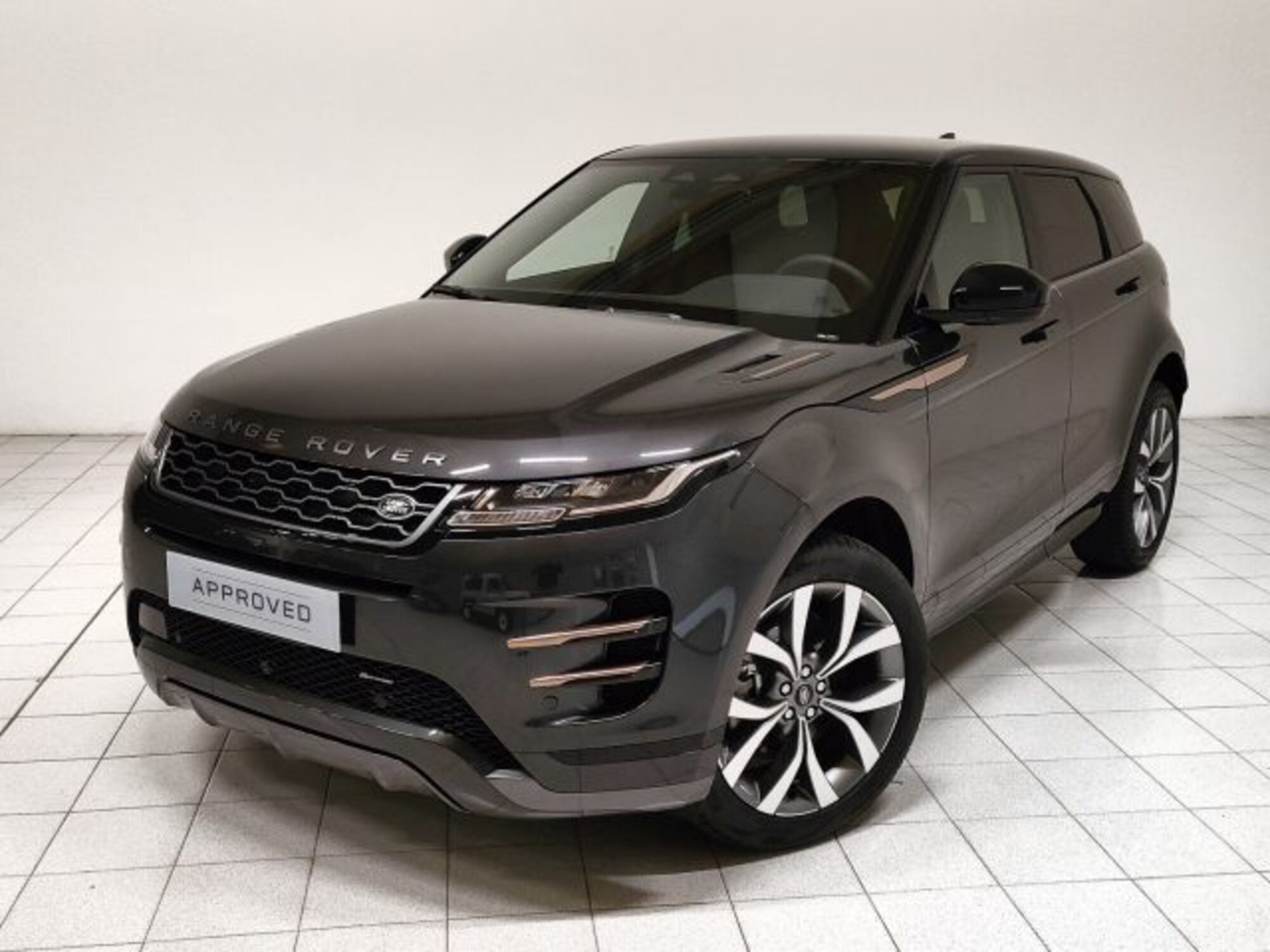 Land Rover Range Rover Evoque 2.0D I4 163 CV R-Dynamic S  del 2023 usata a Novara