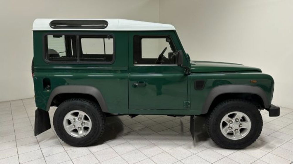 Land Rover Defender usata a Novara (6)