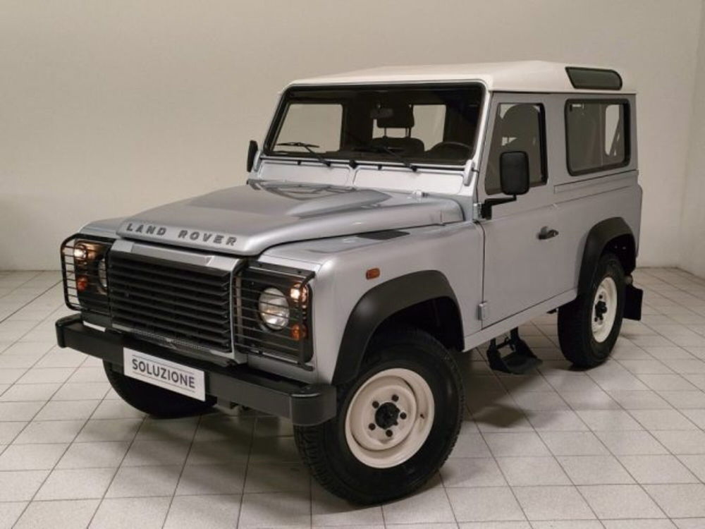 Land Rover Defender 90 2.4 TD4 Station Wagon S del 2009 usata a Novara