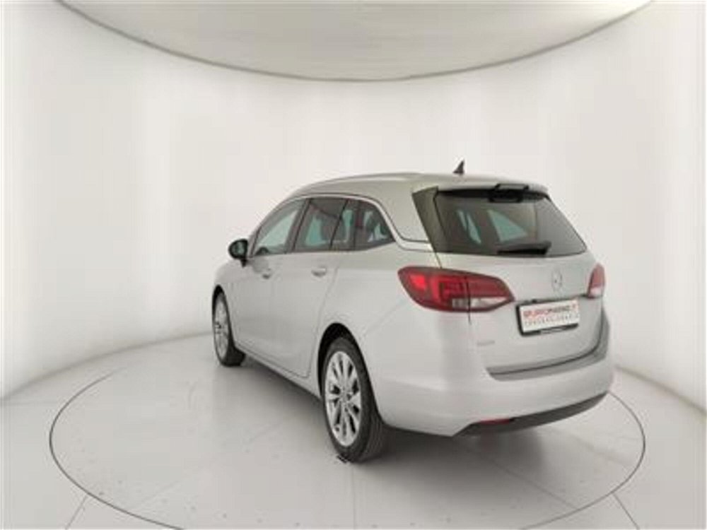 Opel Astra Station Wagon 1.5 CDTI 105 CV S&S Sports 2020 del 2020 usata a Bari (5)