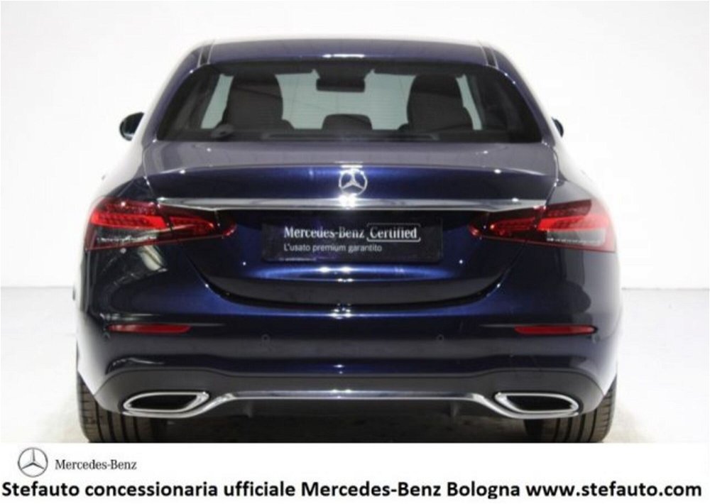 Mercedes-Benz Classe E 220 d Auto Premium Plus  del 2022 usata a Castel Maggiore (4)
