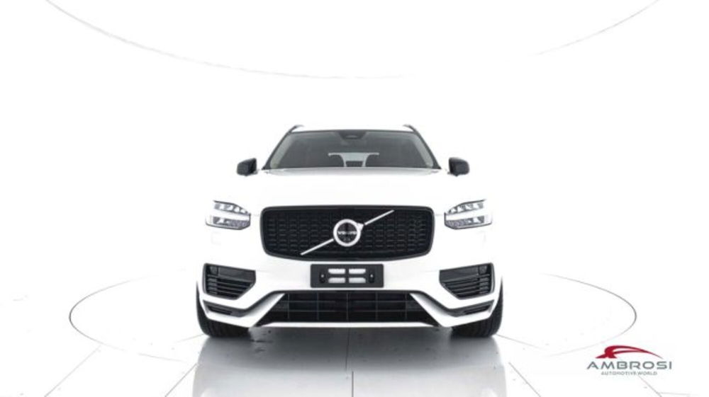 Volvo XC90 B5 AWD automatico Plus Bright nuova a Corciano (5)