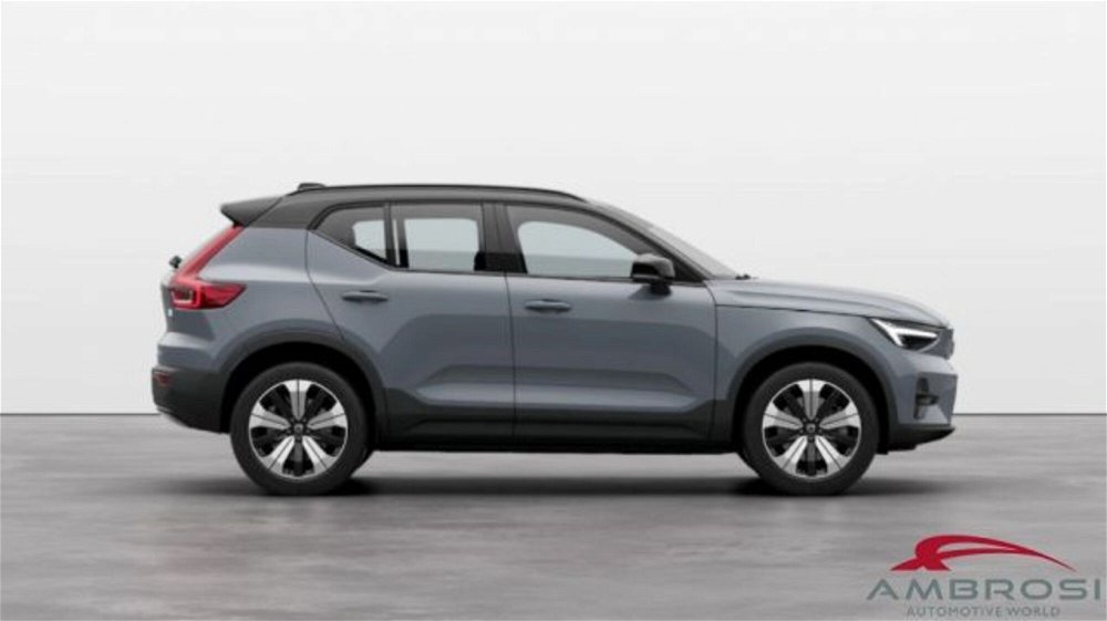 Volvo XC40 Recharge Pure Electric Twin Motor AWD Ultimate  nuova a Corciano (2)