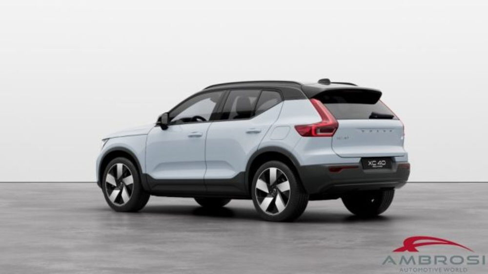 Volvo XC40 Recharge Pure Electric Single Motor FWD Core N1 nuova a Corciano (3)