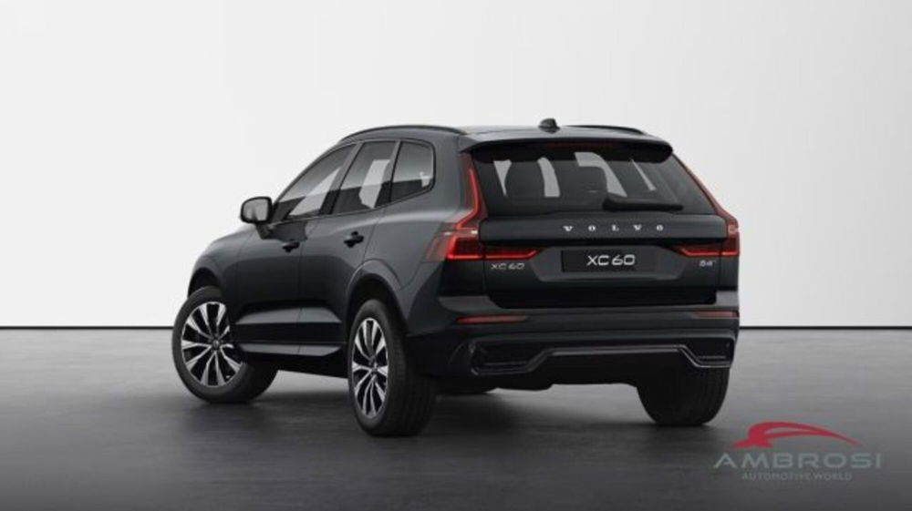 Volvo XC60 B4 (d) AWD automatico Plus Dark nuova a Corciano (3)