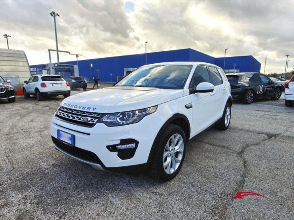 Land Rover Discovery Sport 2.0 TD4 180 CV HSE Luxury  del 2017 usata a Corciano