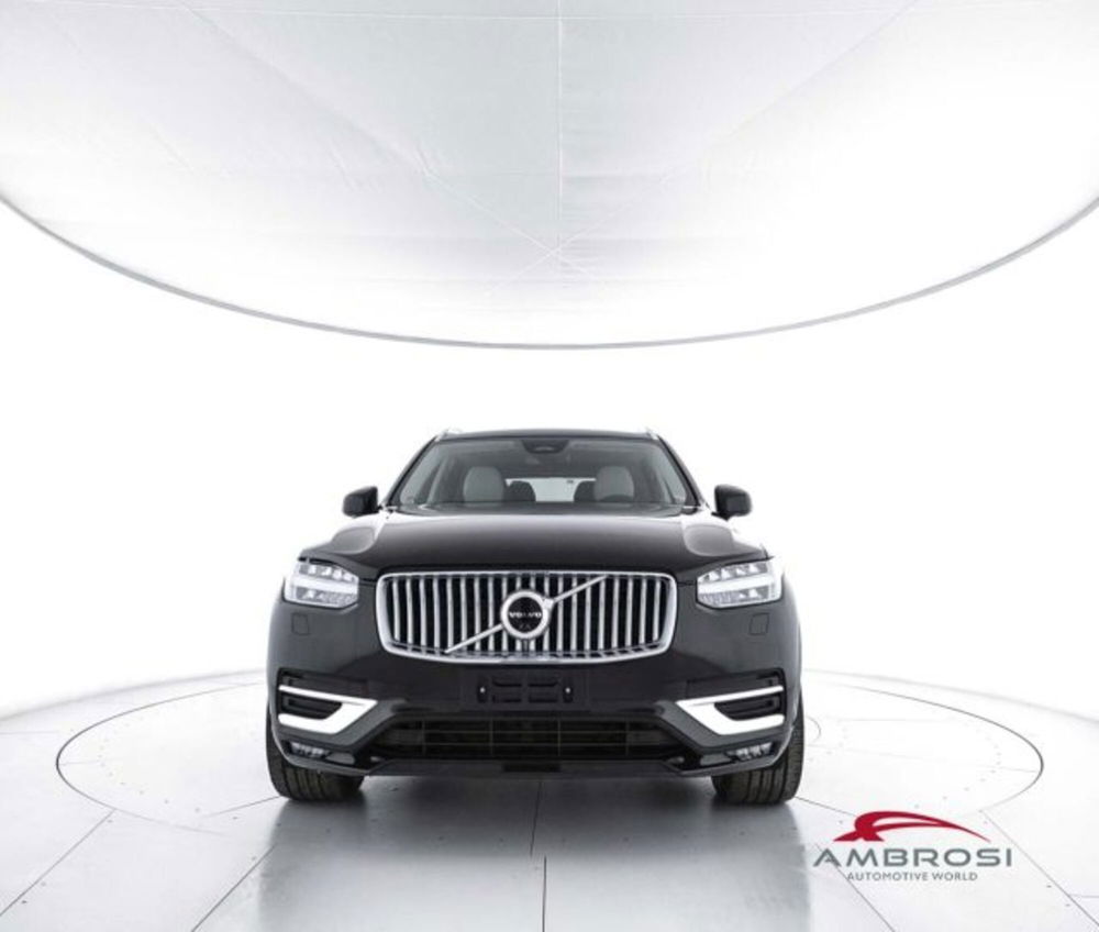 Volvo XC90 B5 AWD automatico Plus Bright nuova a Corciano (5)