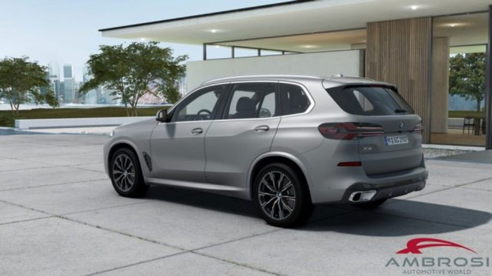 BMW X5 xDrive30d 48V Msport  nuova a Corciano (2)