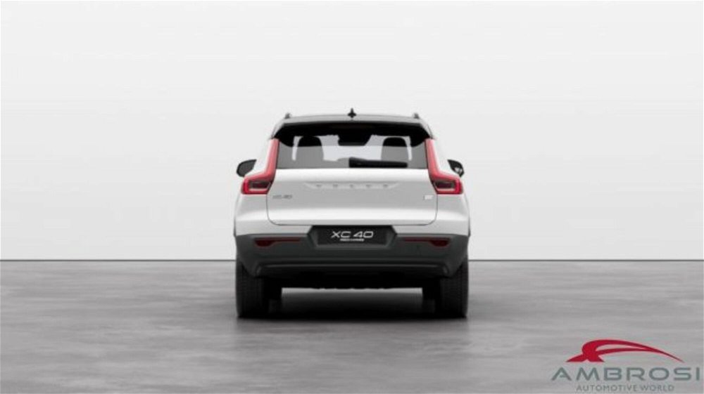 Volvo XC40 Recharge Pure Electric Twin Motor AWD Ultimate  nuova a Corciano (5)