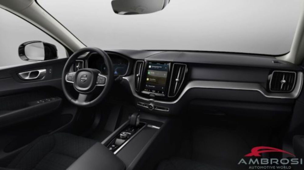 Volvo XC60 nuova a Perugia (8)