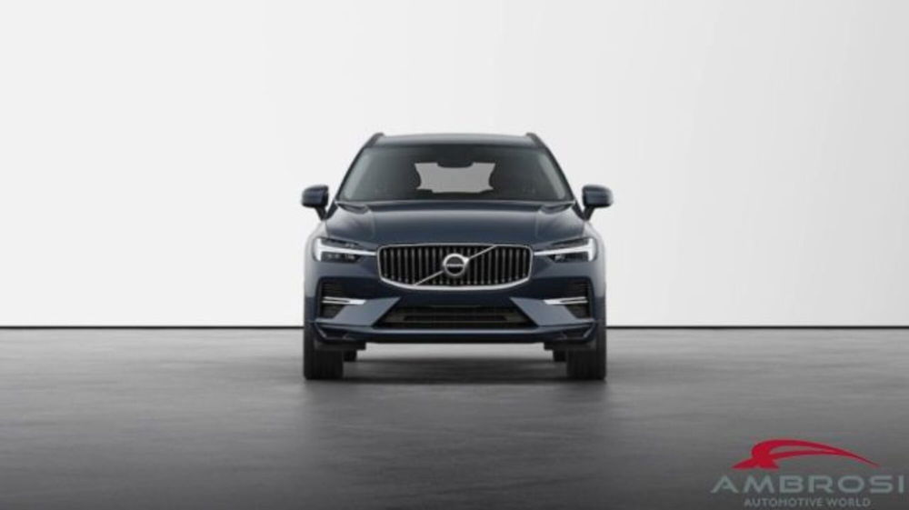 Volvo XC60 nuova a Perugia (4)