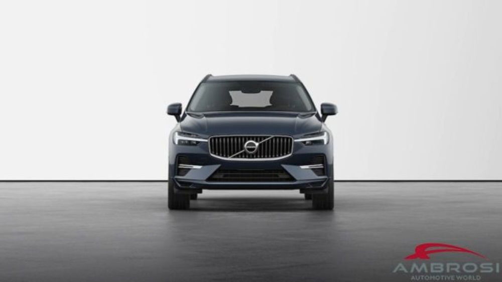 Volvo XC60 nuova a Perugia (5)