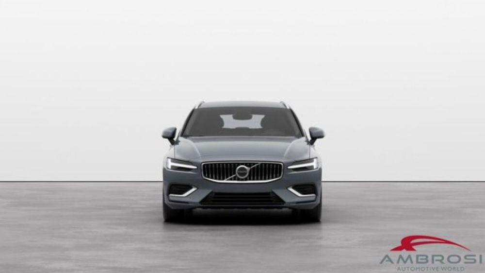 Volvo V60 B3 automatico Plus Bright nuova a Corciano (5)