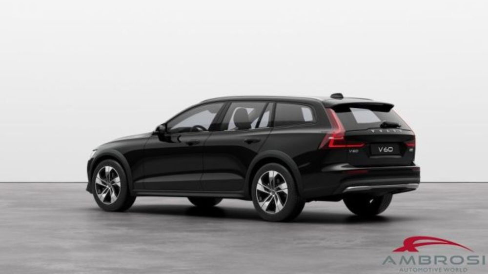 Volvo V60 Cross Country B5 AWD automatico Core  nuova a Corciano (3)