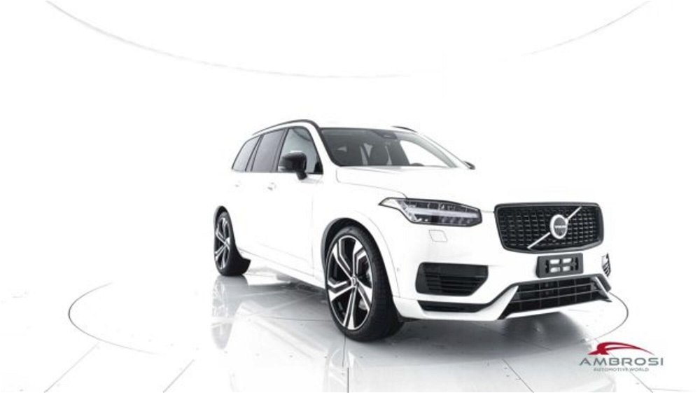 Volvo XC90 T8 Recharge AWD Plug-in Hybrid aut. 7p. Ultimate Bright nuova a Corciano (2)