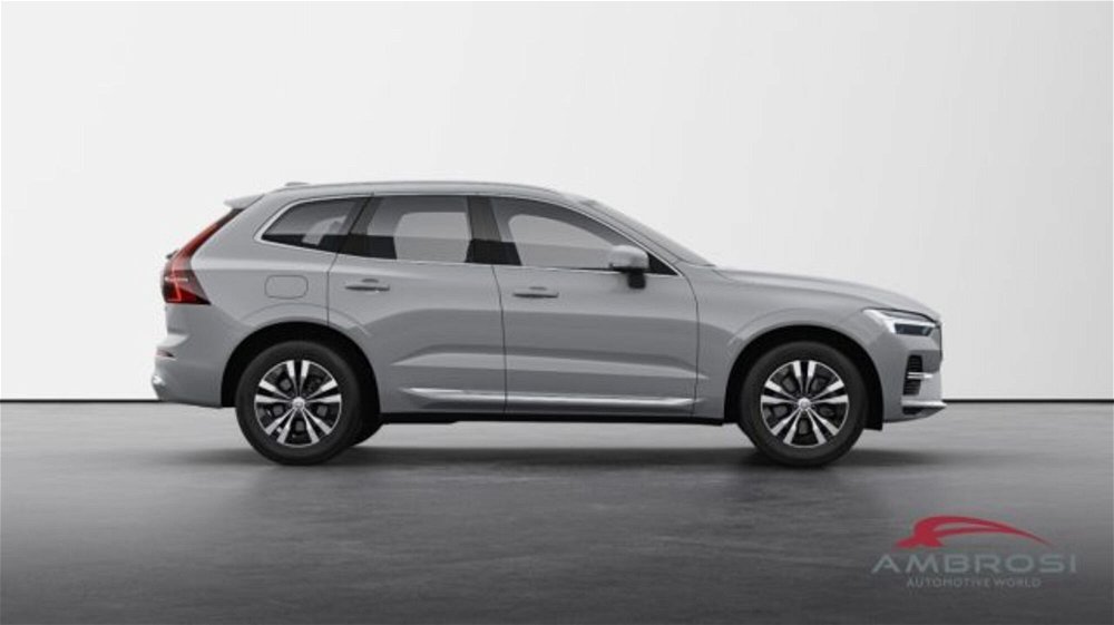Volvo XC60 T6 Recharge AWD Plug-in Hybrid automatico Core nuova a Corciano (4)