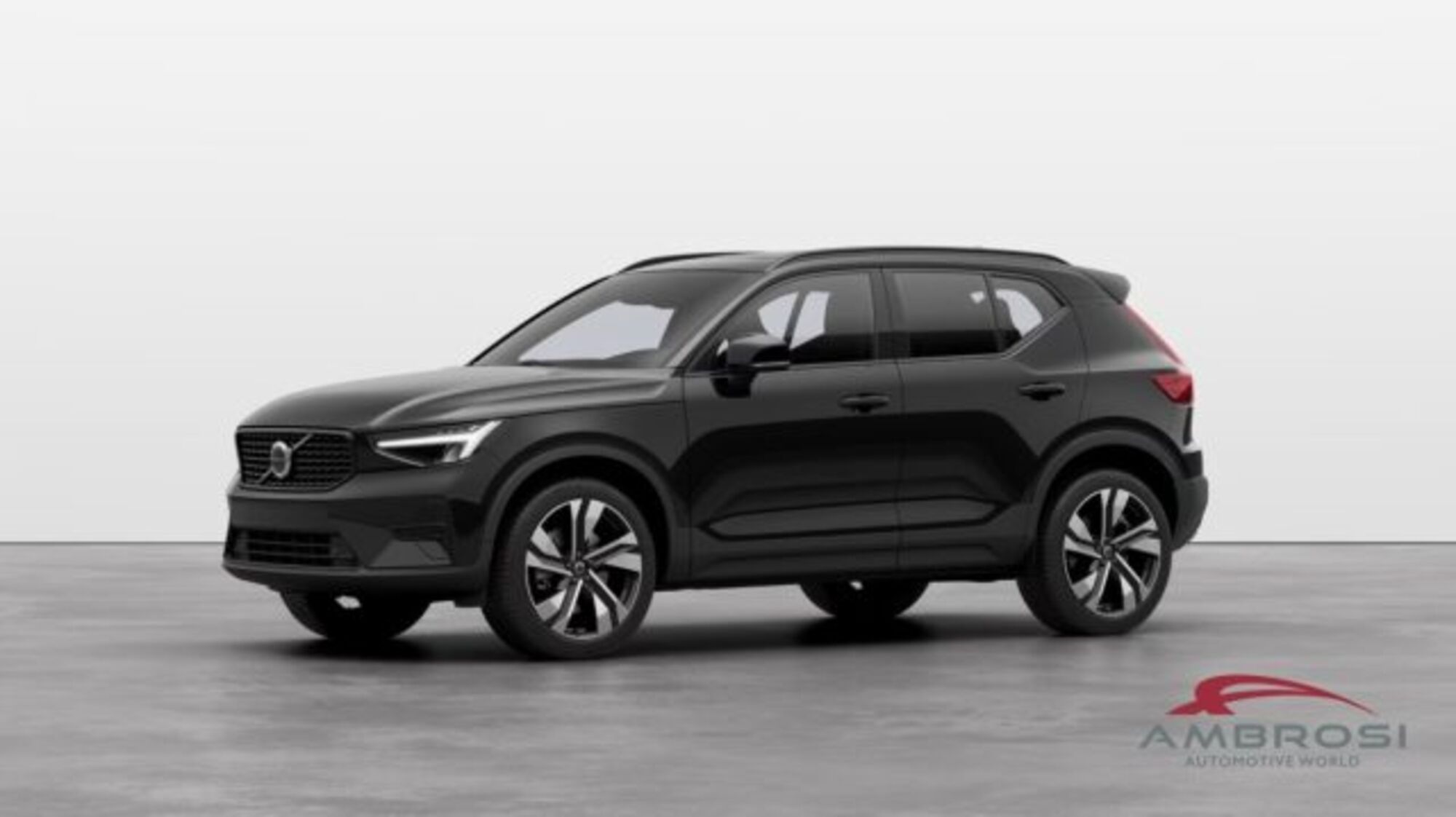 Volvo XC40 B3 automatico Ultimate Dark  nuova a Corciano