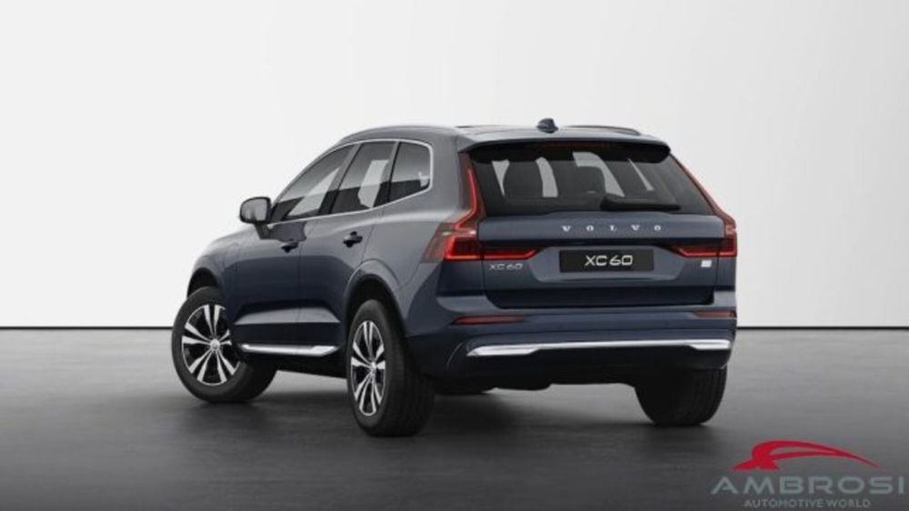 Volvo XC60 nuova a Perugia (3)