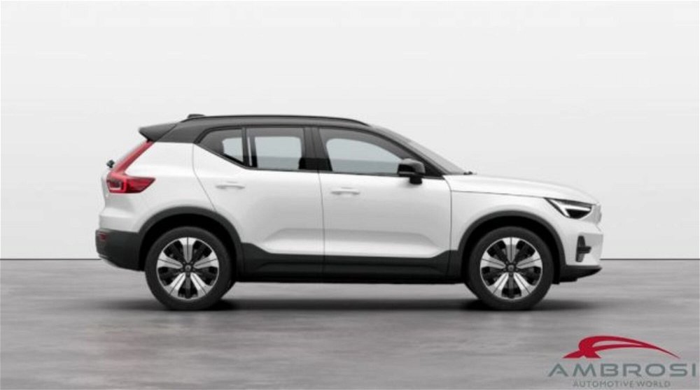 Volvo XC40 Recharge Pure Electric Twin Motor AWD Plus  nuova a Corciano (2)