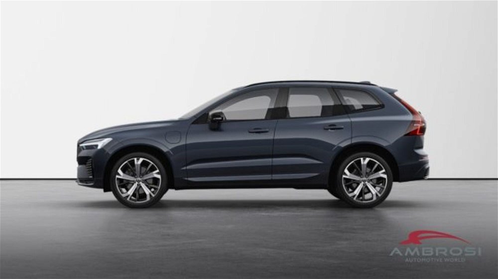 Volvo XC60 T6 Recharge AWD Plug-in Hybrid Inscription  nuova a Corciano (2)