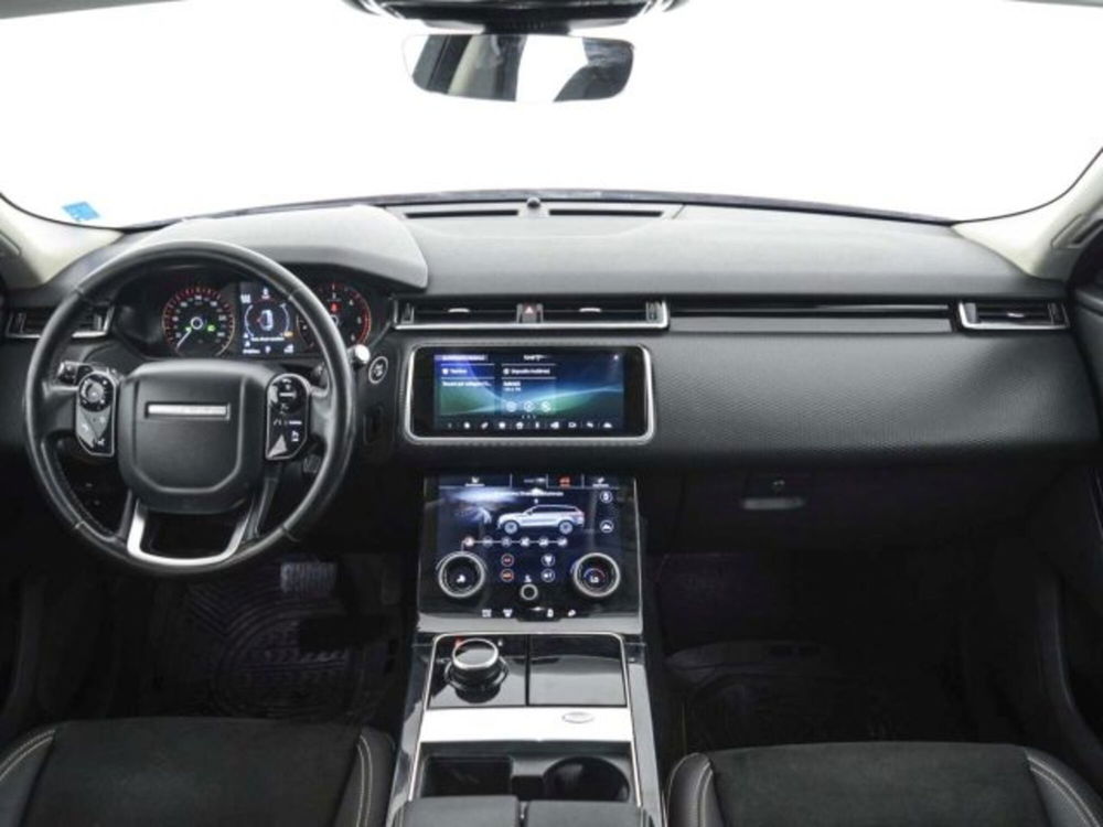 Land Rover Range Rover Velar 2.0D I4 180 CV R-Dynamic  del 2019 usata a Corciano (4)