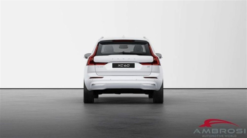 Volvo XC60 T6 Recharge AWD Plug-in Hybrid automatico Essential nuova a Corciano (4)