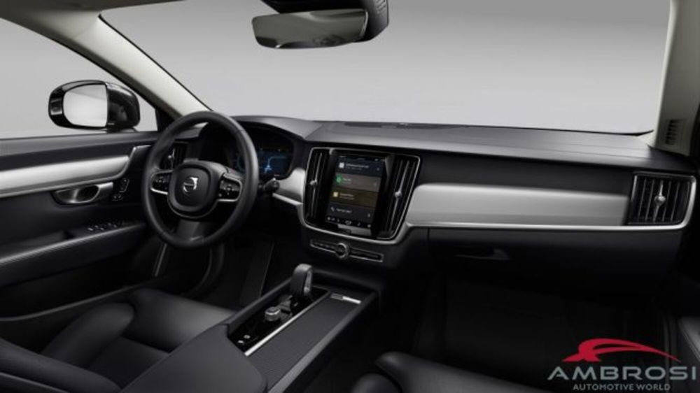 Volvo V90 Cross Country nuova a Perugia (7)