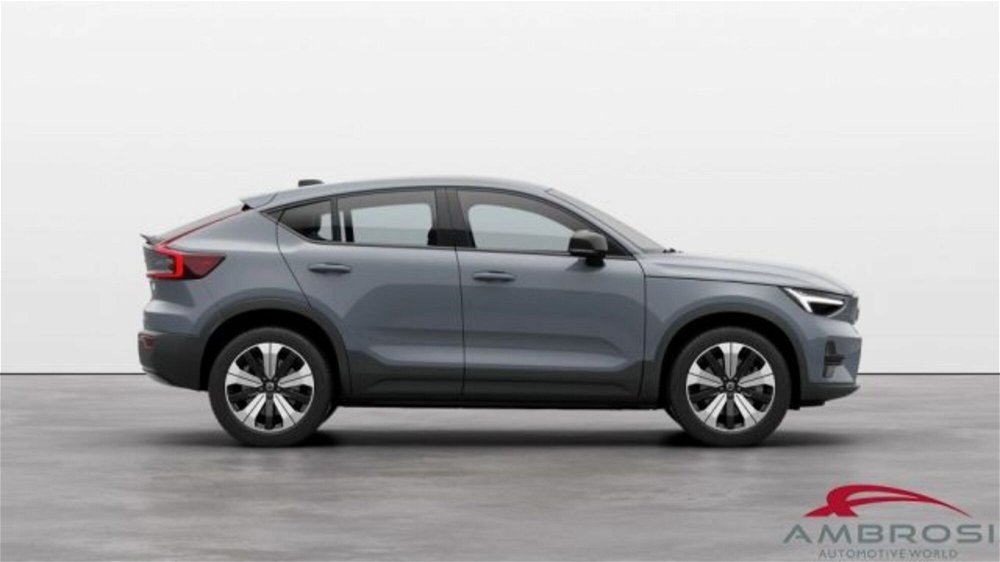 Volvo C40 Recharge Twin Motor AWD Plus  nuova a Corciano (2)