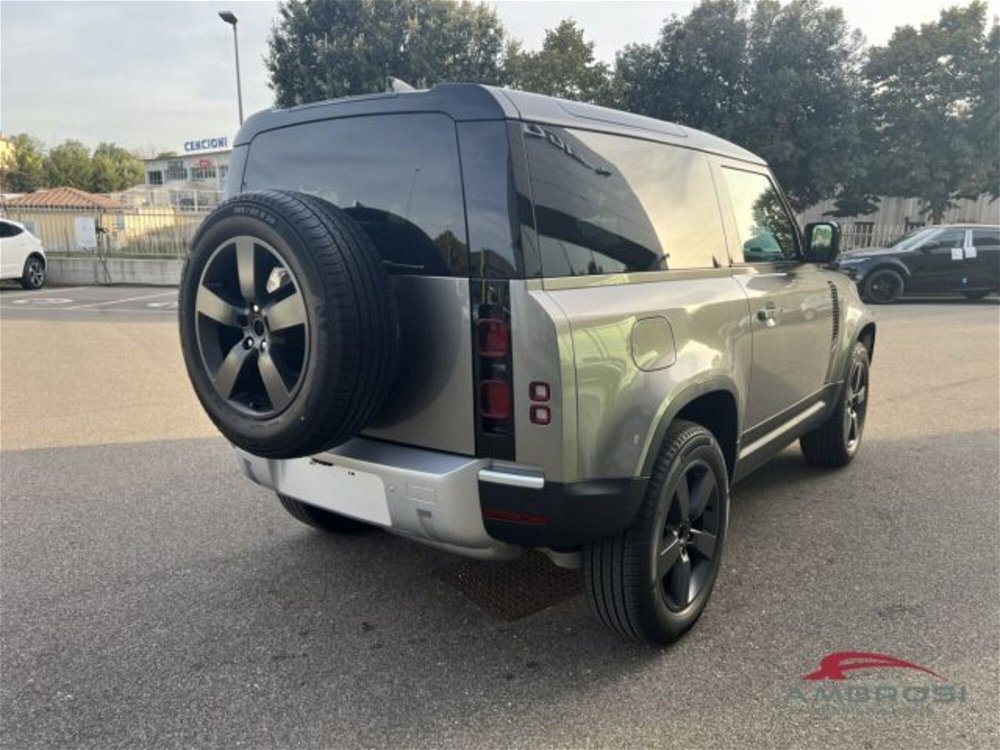 Land Rover Defender 90 3.0D I6 250 CV AWD Auto X-Dynamic HSE  nuova a Corciano (3)