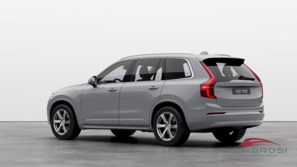 Volvo XC90 B5 (d) AWD automatico Core nuova a Corciano (3)