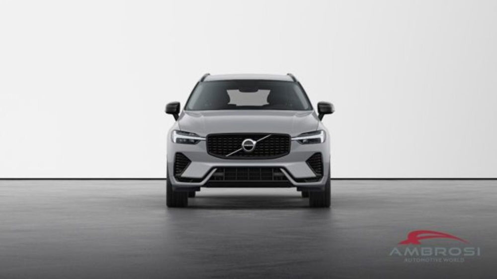 Volvo XC60 B4 (d) AWD automatico Plus Dark nuova a Corciano (5)