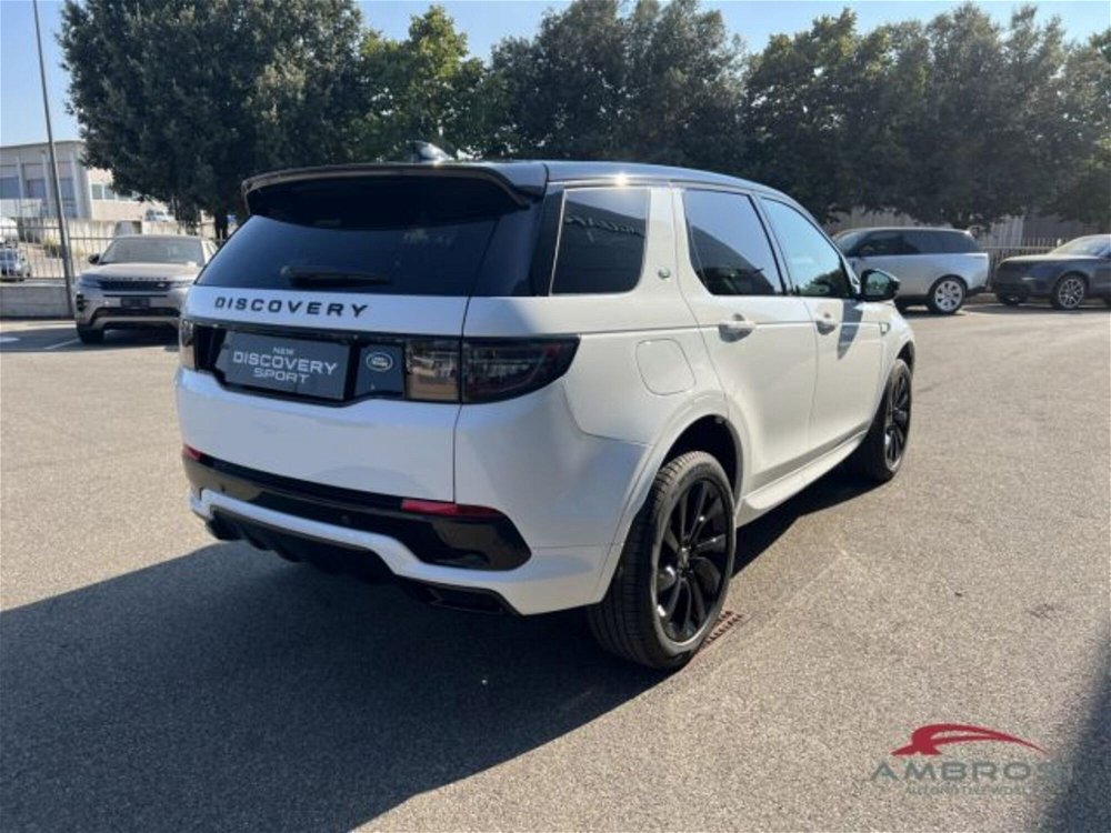 Land Rover Discovery Sport 2.0 eD4 163 CV 2WD R-Dynamic SE  nuova a Corciano (3)