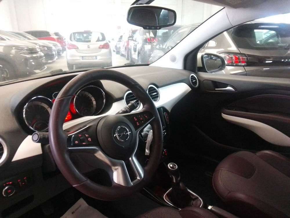 Opel Adam usata a Milano (17)