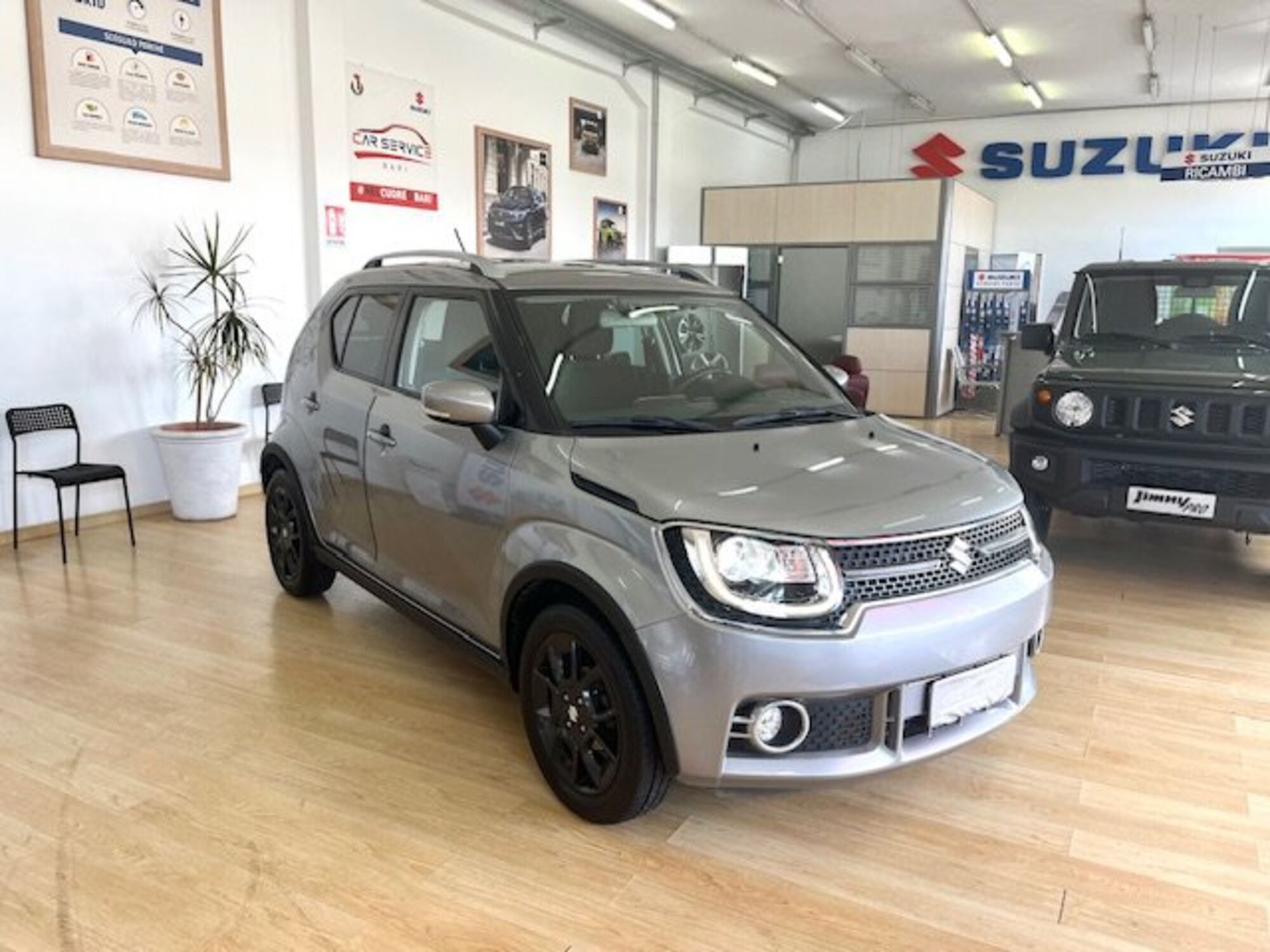 Suzuki Ignis 1.2 Dualjet 4WD All Grip Top  del 2017 usata a Bari