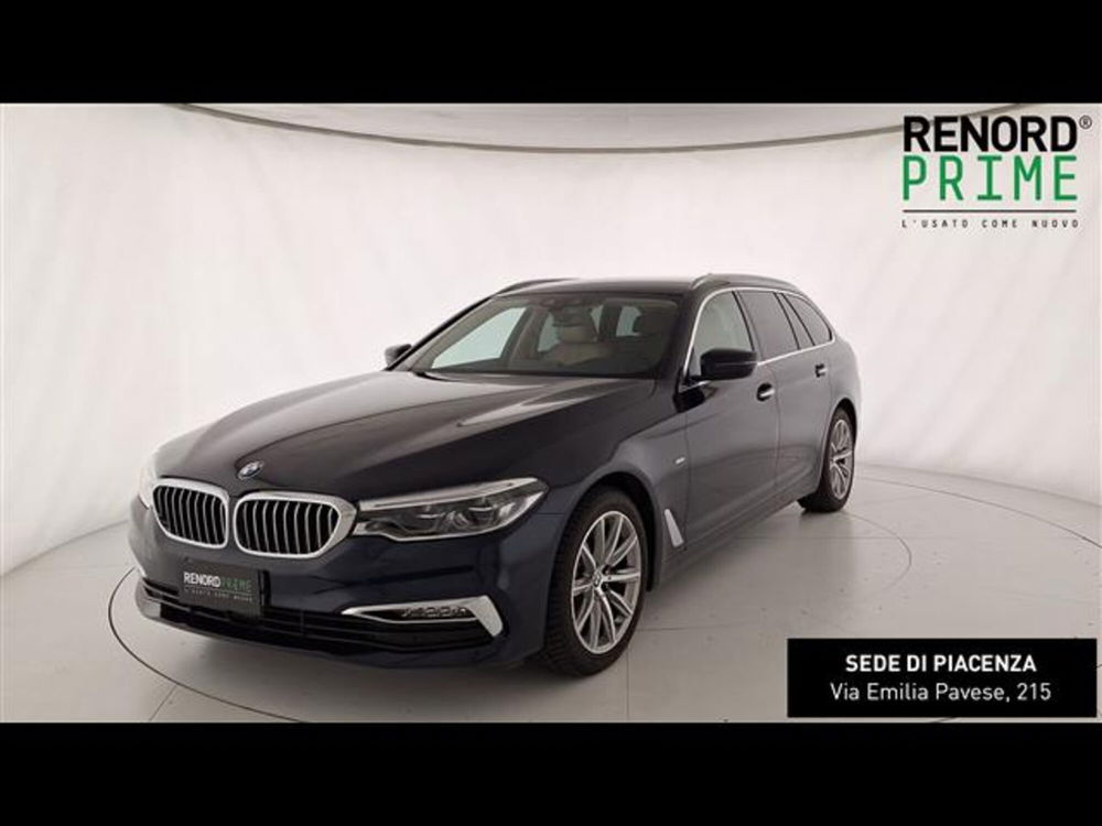 BMW Serie 5 Touring 520d xDrive  Luxury  del 2019 usata a Sesto San Giovanni