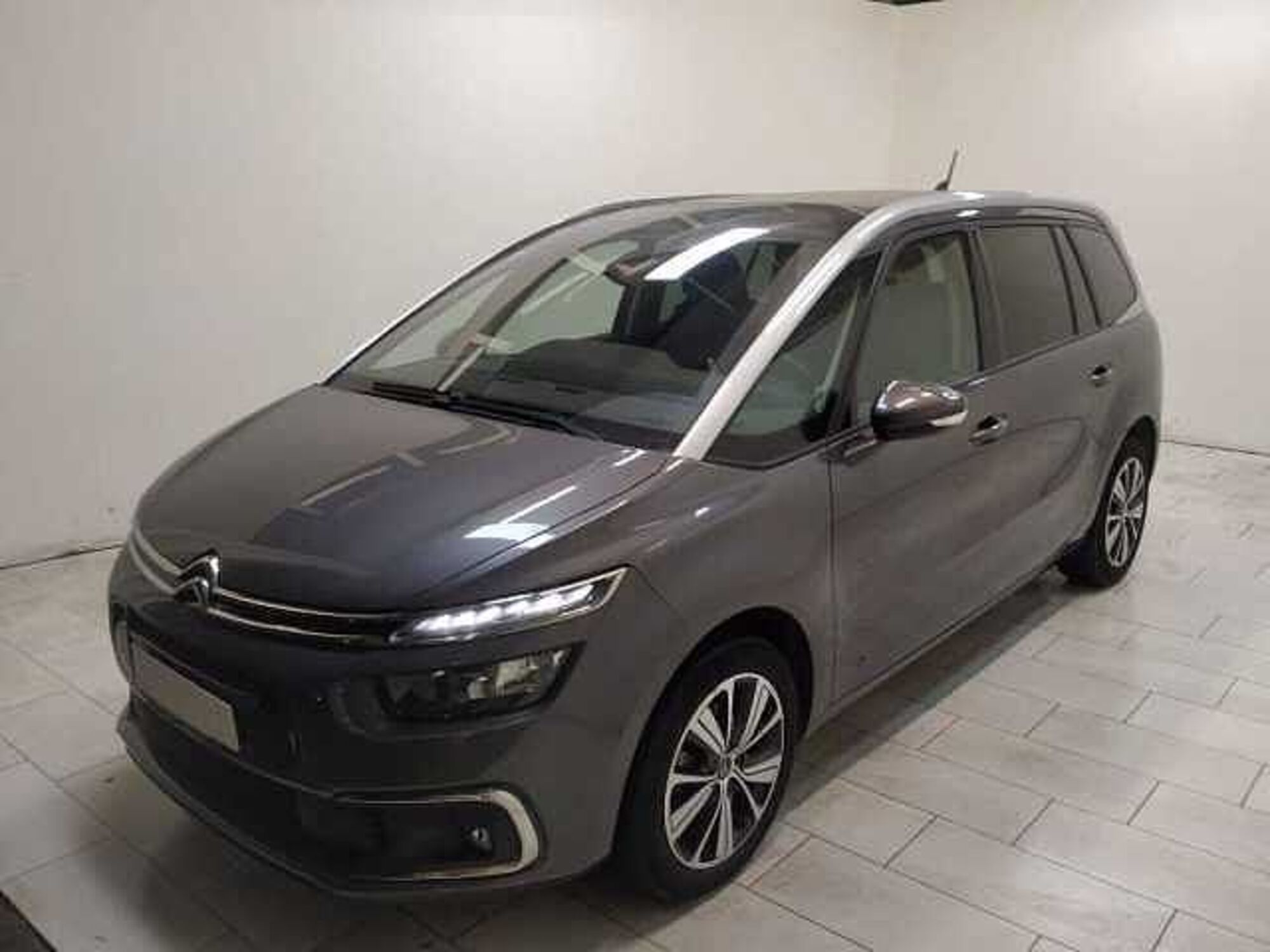 Citroen Grand C4 SpaceTourer Grand  Space  PureTech 130 S&amp;S EAT8 Shine  del 2019 usata a Cuneo