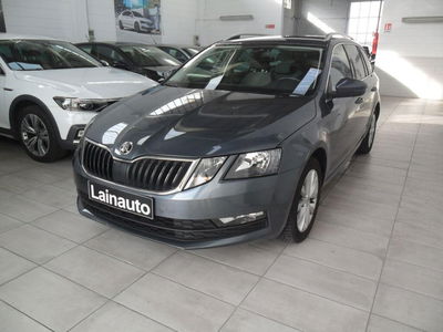 Skoda Octavia Station Wagon 1.5 G-TEC DSG Wagon Executive del 2020 usata a Lainate