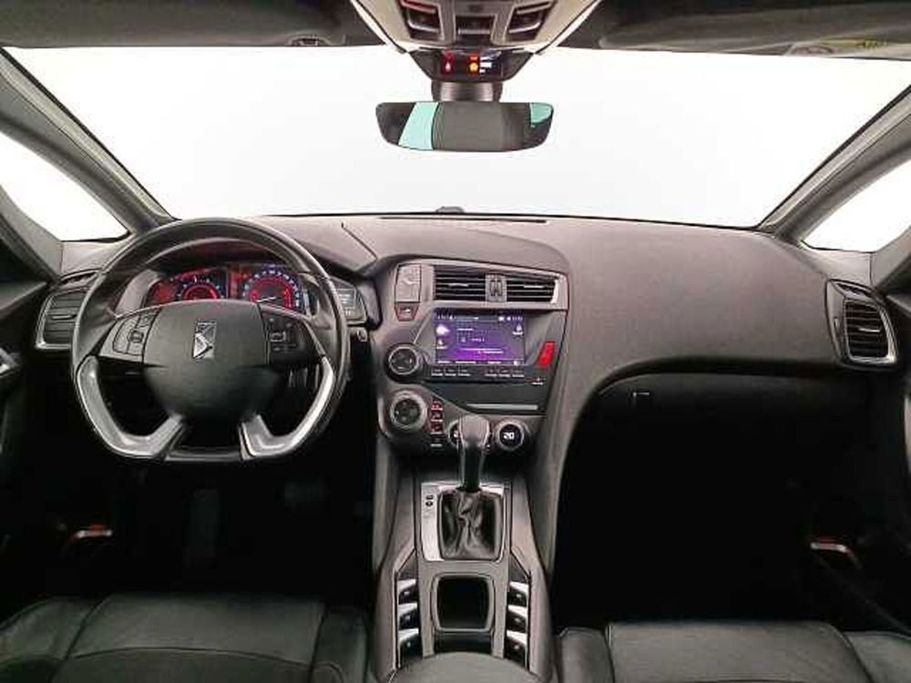 Ds DS 5 usata a Venezia (9)