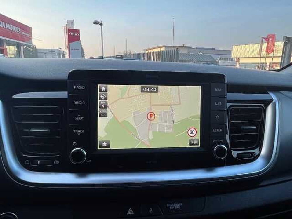 Kia Stonic usata a Milano (13)